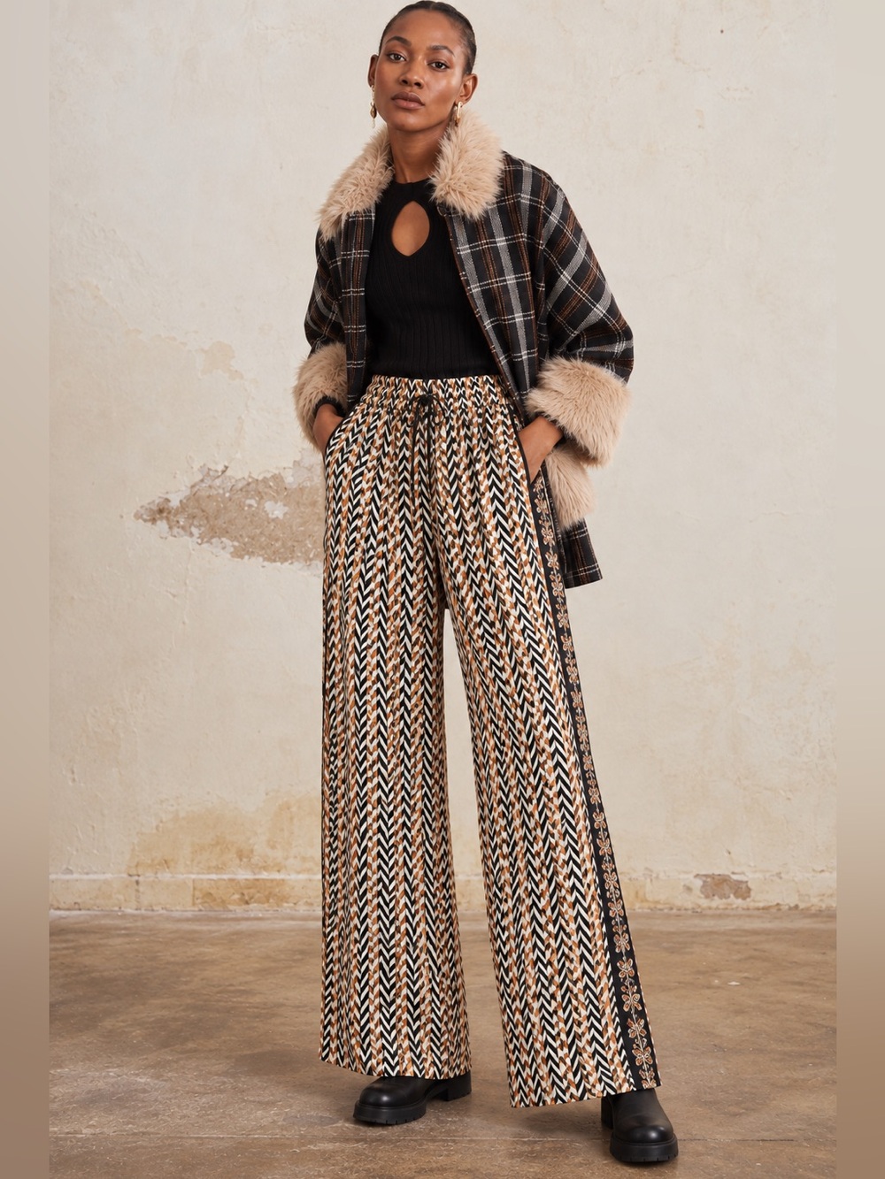 NKN Nekane Sade Camel Geometric Embroidered Wide Leg Pants NWT Medium